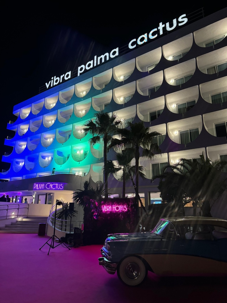 VIBRA PALMA · 1