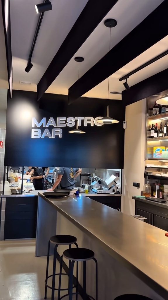 MAESTRO BAR VALENCIA · 1