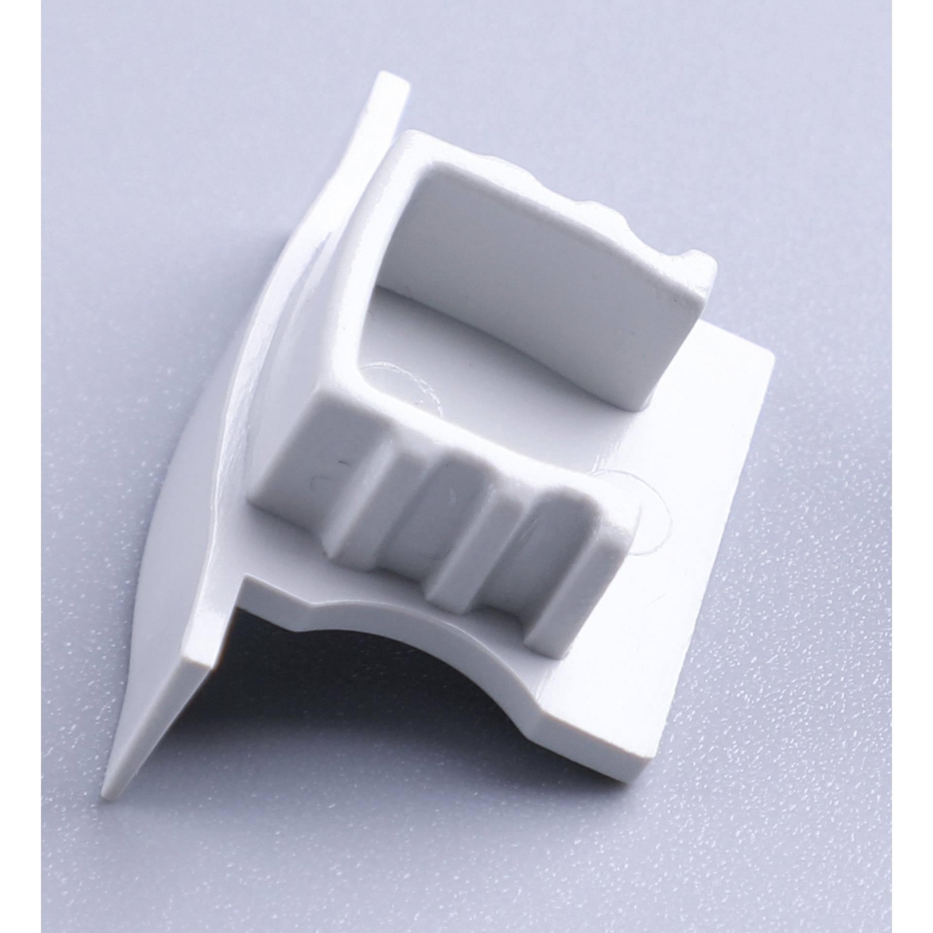 COPERCHIO PROFILO ALU. BIANCO 2000*17.3*15,3mm