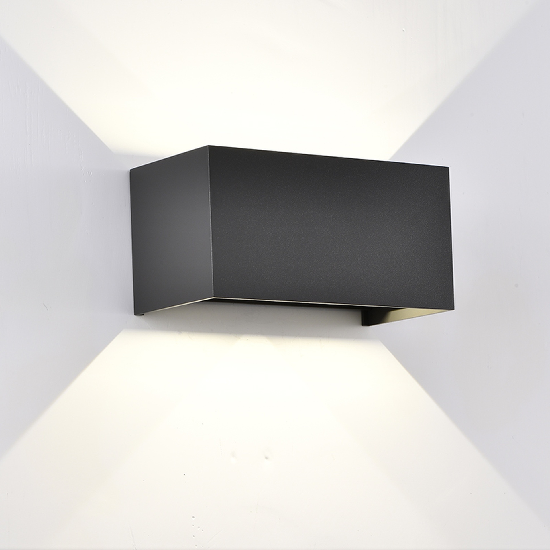 DAVOS * APPLIQUE D'EXTÉRIEUR LED* 4*6W 4000K NOIR SABLÉ