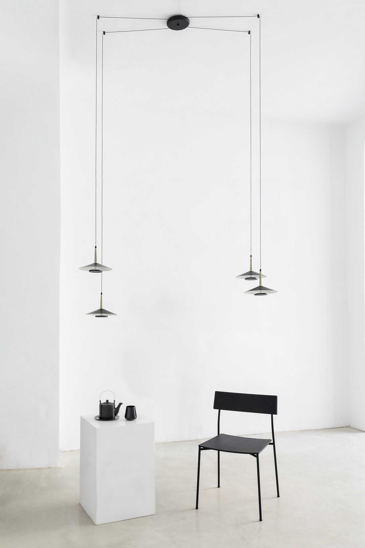 ORION * SOSPESO LED NERO/CUOIO  4L*8W 3000K