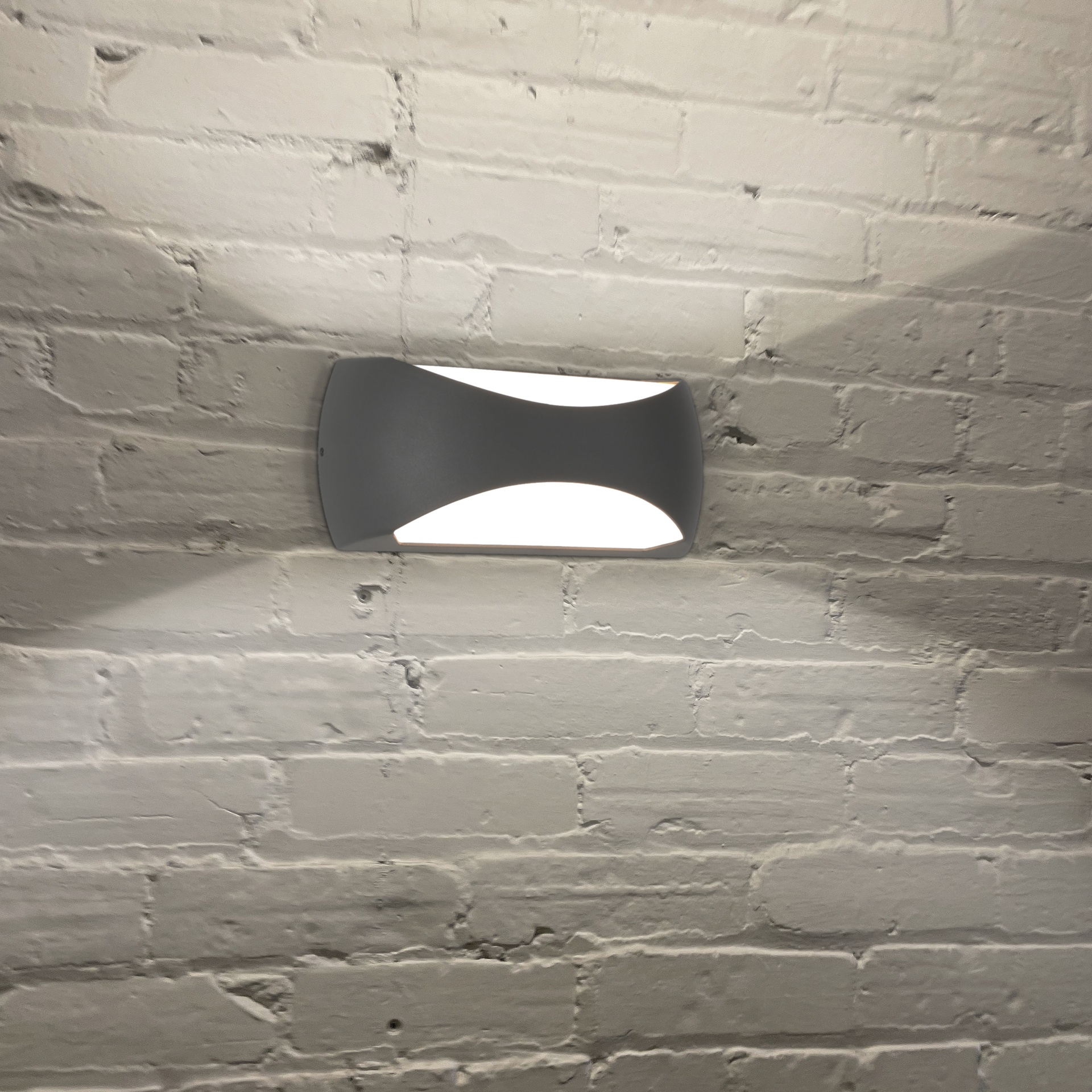 BUTAN * APPLIQUE MURALE LED GRIS FONCÉ 12W 3000K