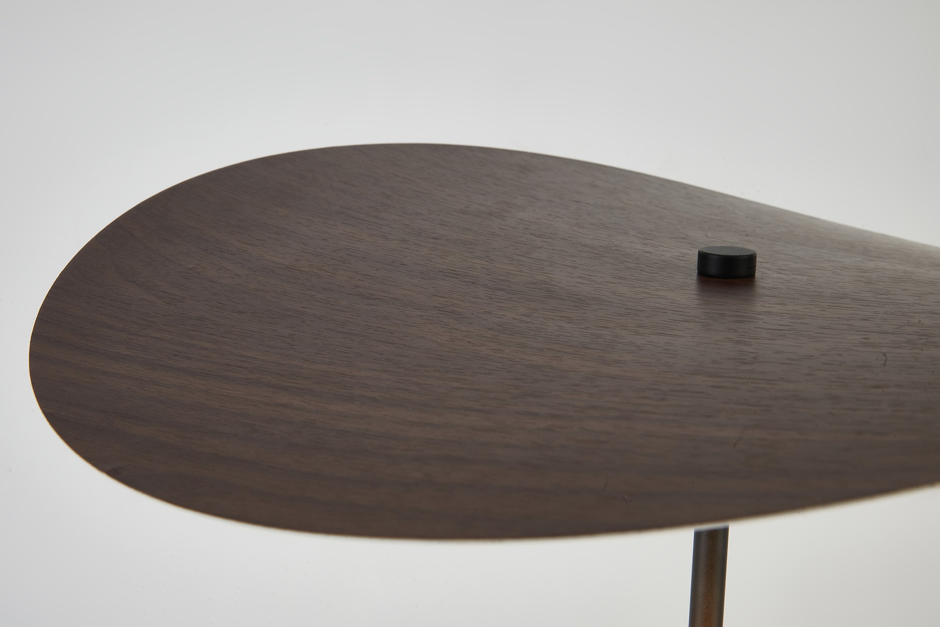 Abisal · Lampadaires · Noyer / Noir