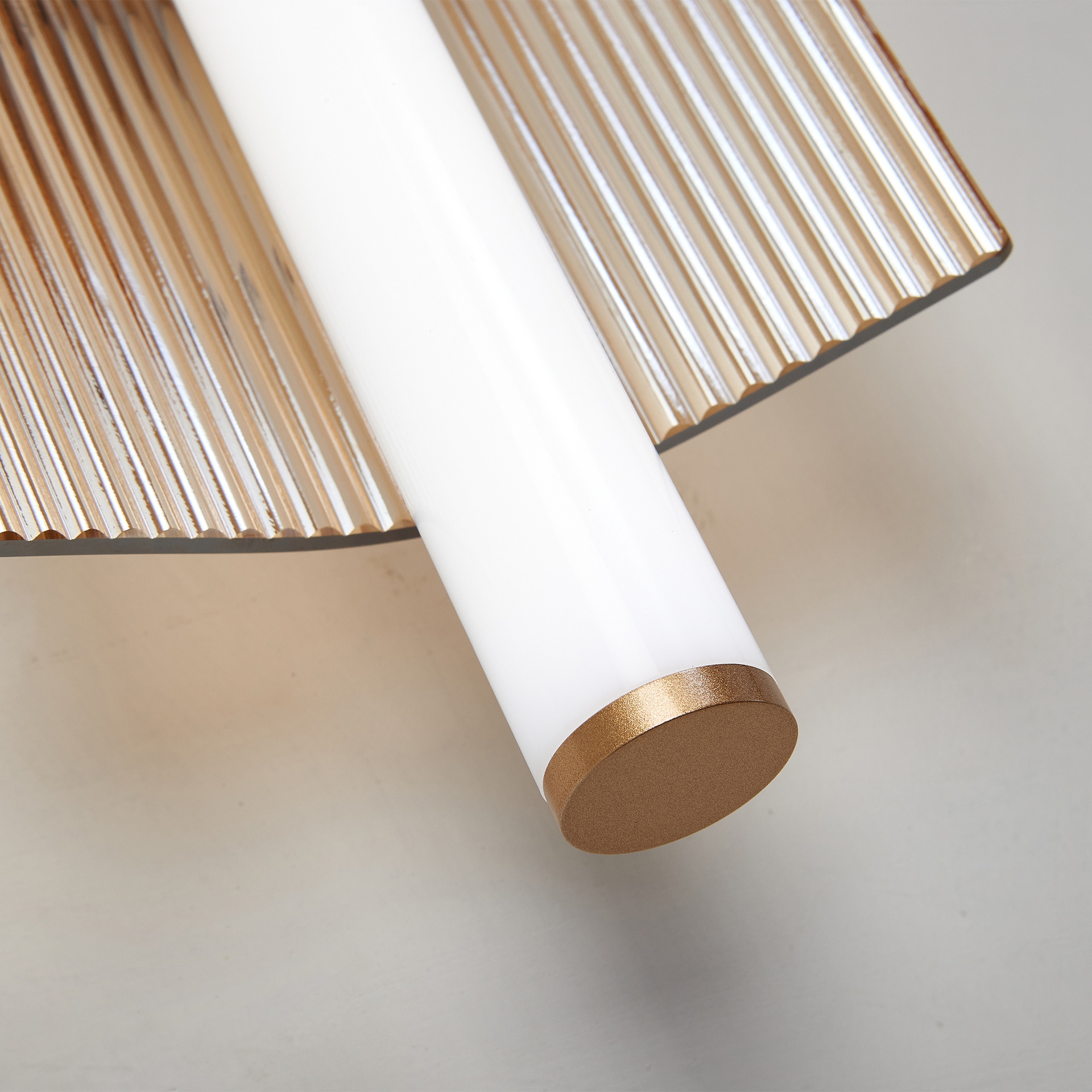 VELA * Wall Lamp LED 10W CCT 2700K-4000K-5000K W145mm GOLD