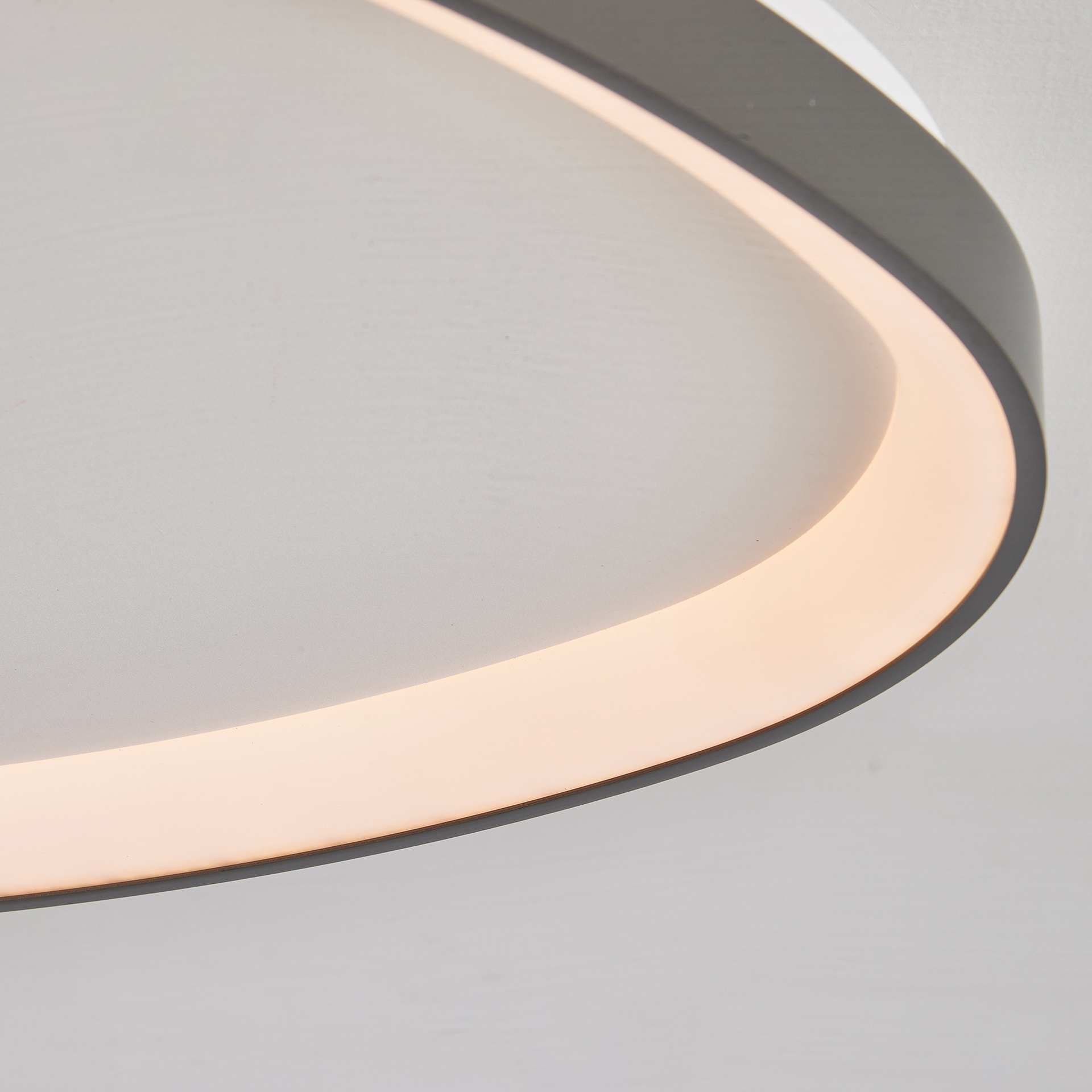 KIRORO * Ceiling Lamp LED 38W Brushed Dark Grey CCT 2700K-5000K TRIANGLE