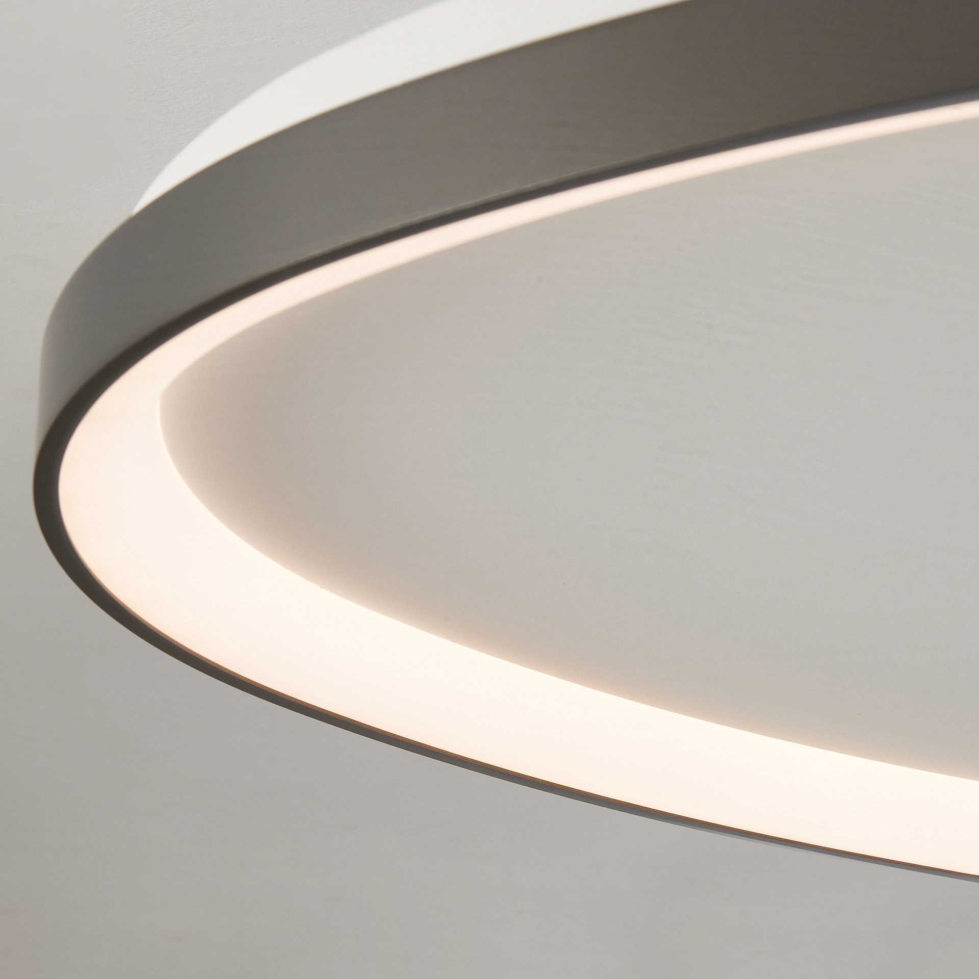 KIRORO * Ceiling Lamp LED 58W Brushed Dark Grey CCT 2700K-5000K TRIANGLE