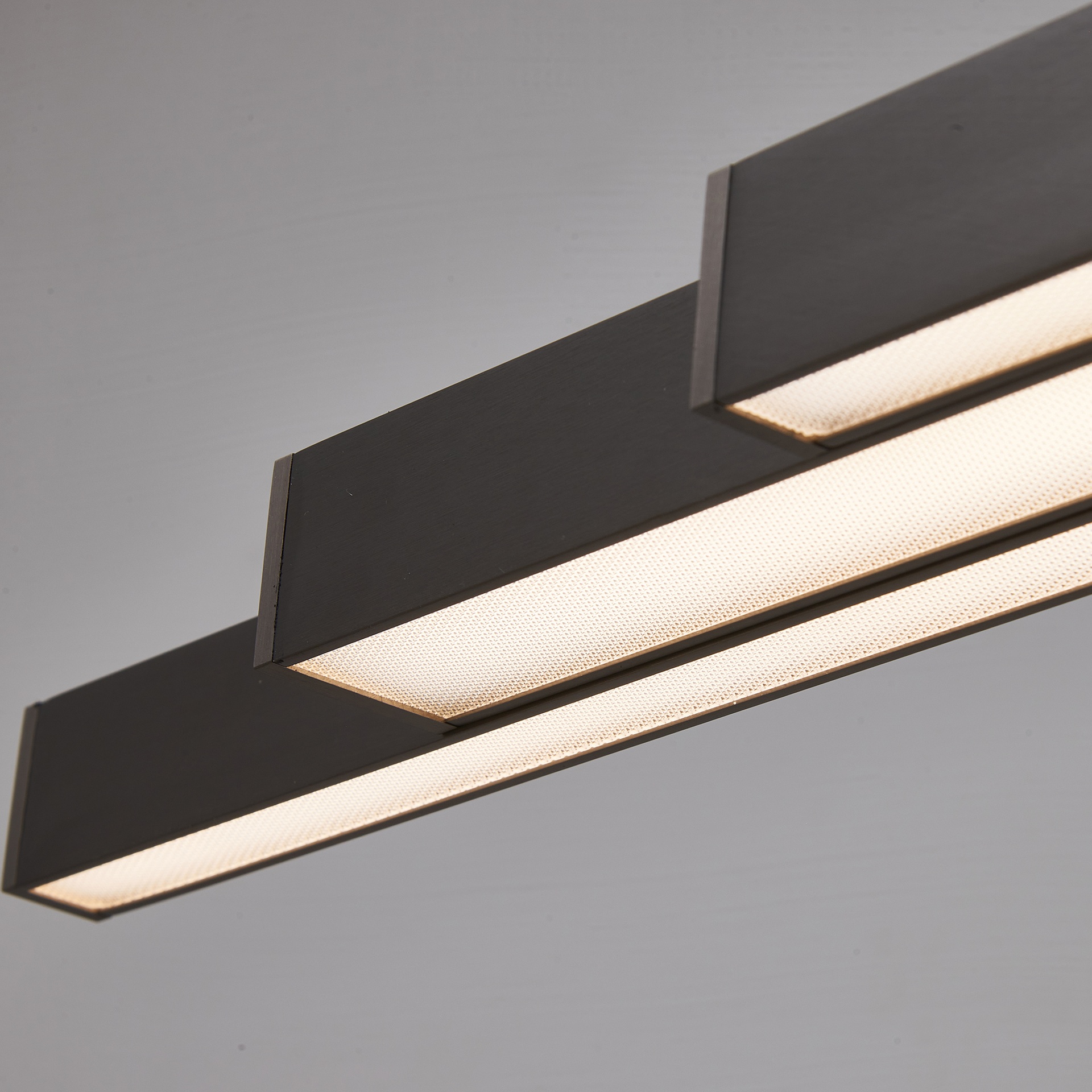 Nexus · Luminaires de plafond · Gris brossé