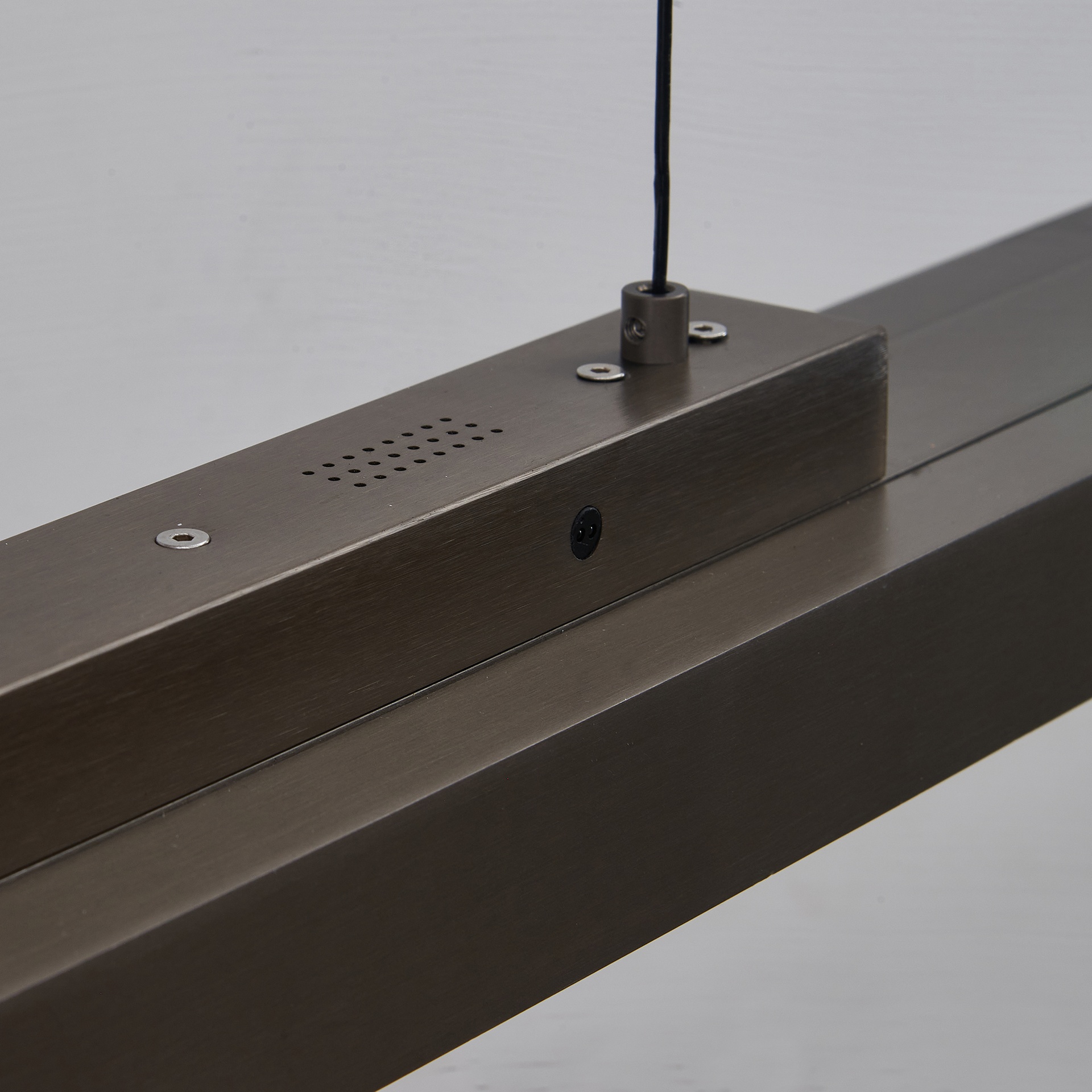 Nexus · Luminaires de plafond · Gris brossé