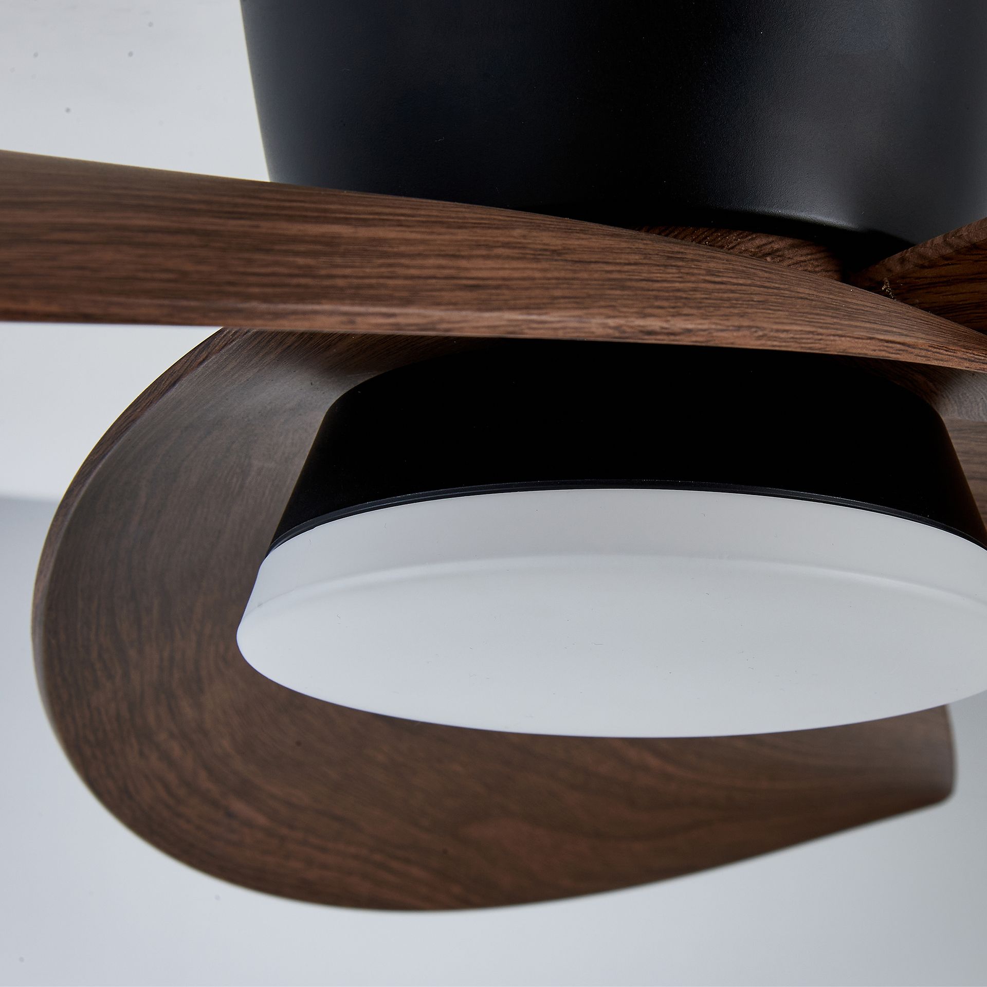 NILO * FAN BLACK/WALNUT