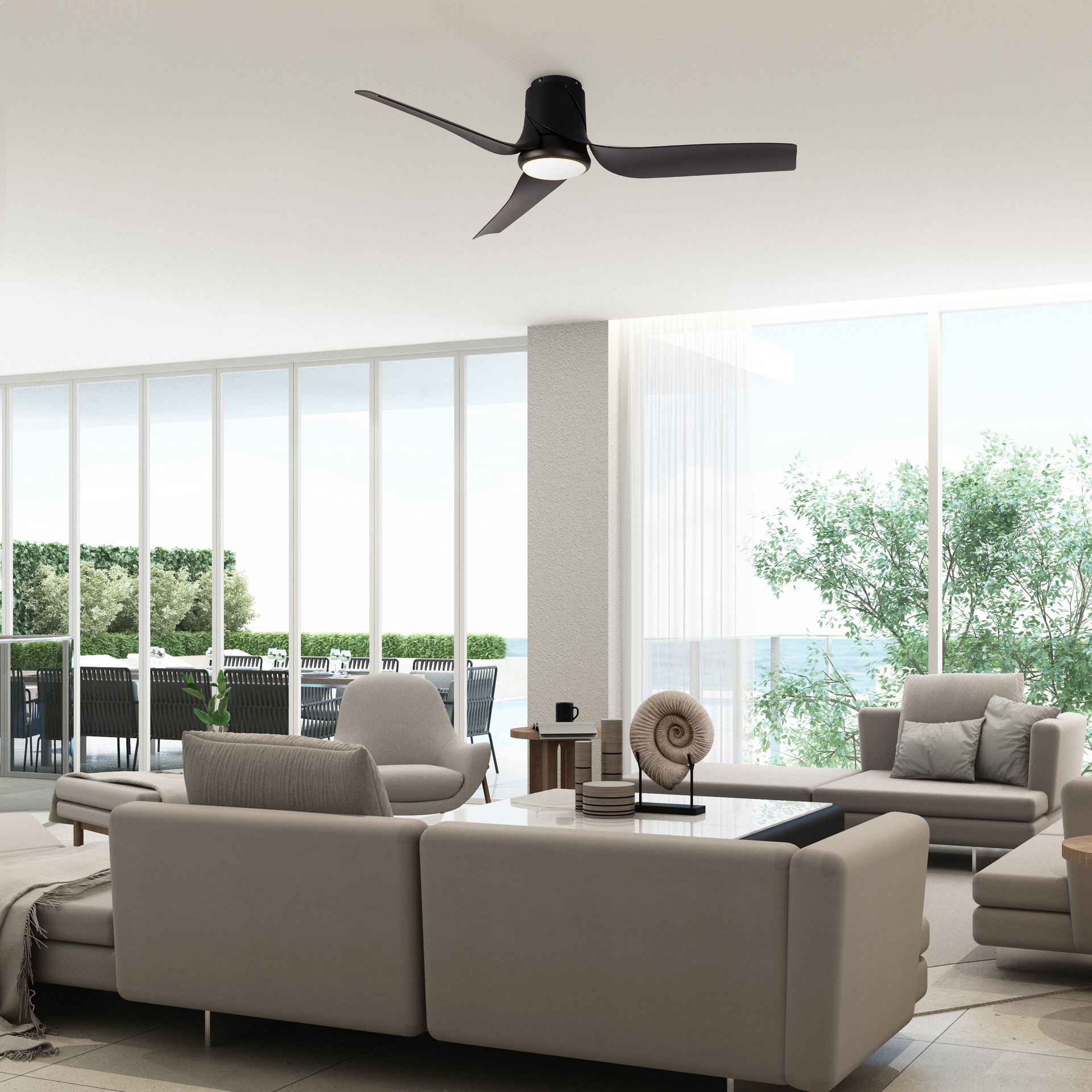 Ushuaia · Ventilador de aspas con luz · Black