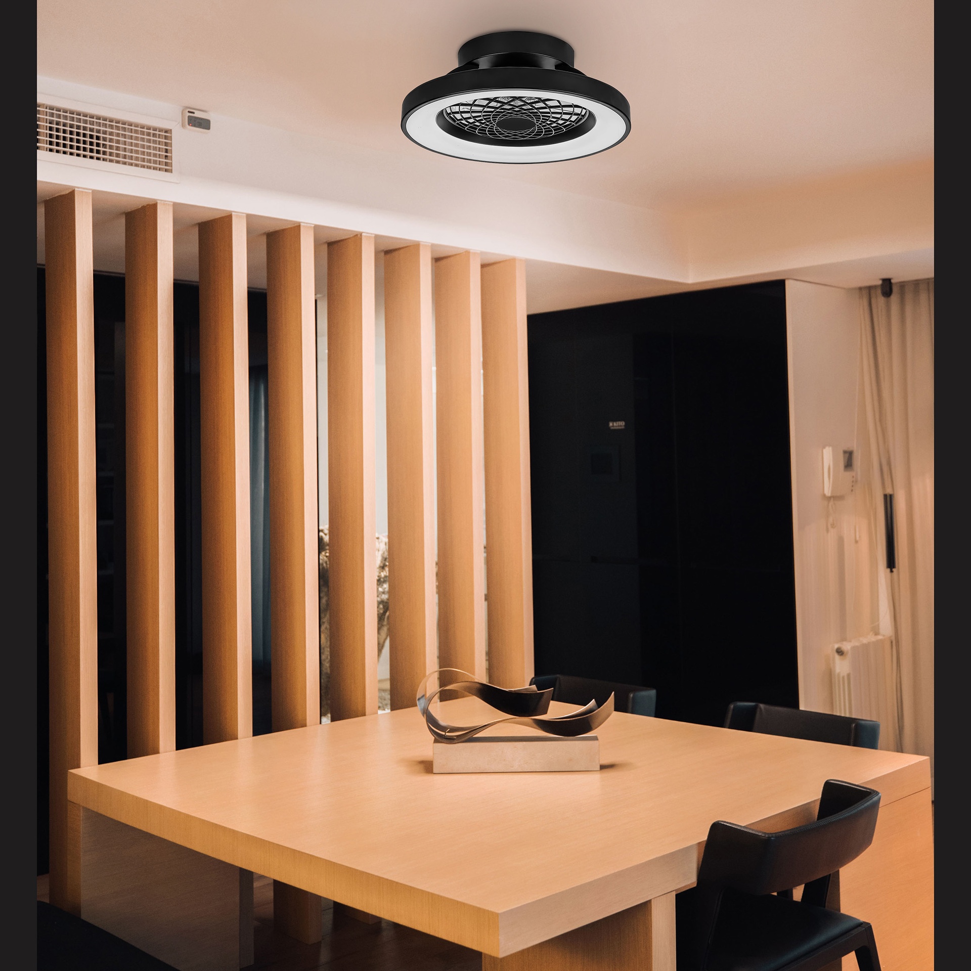 Tíbet Mini · Plafón-ventilador de aspas ocultas con luz · Black