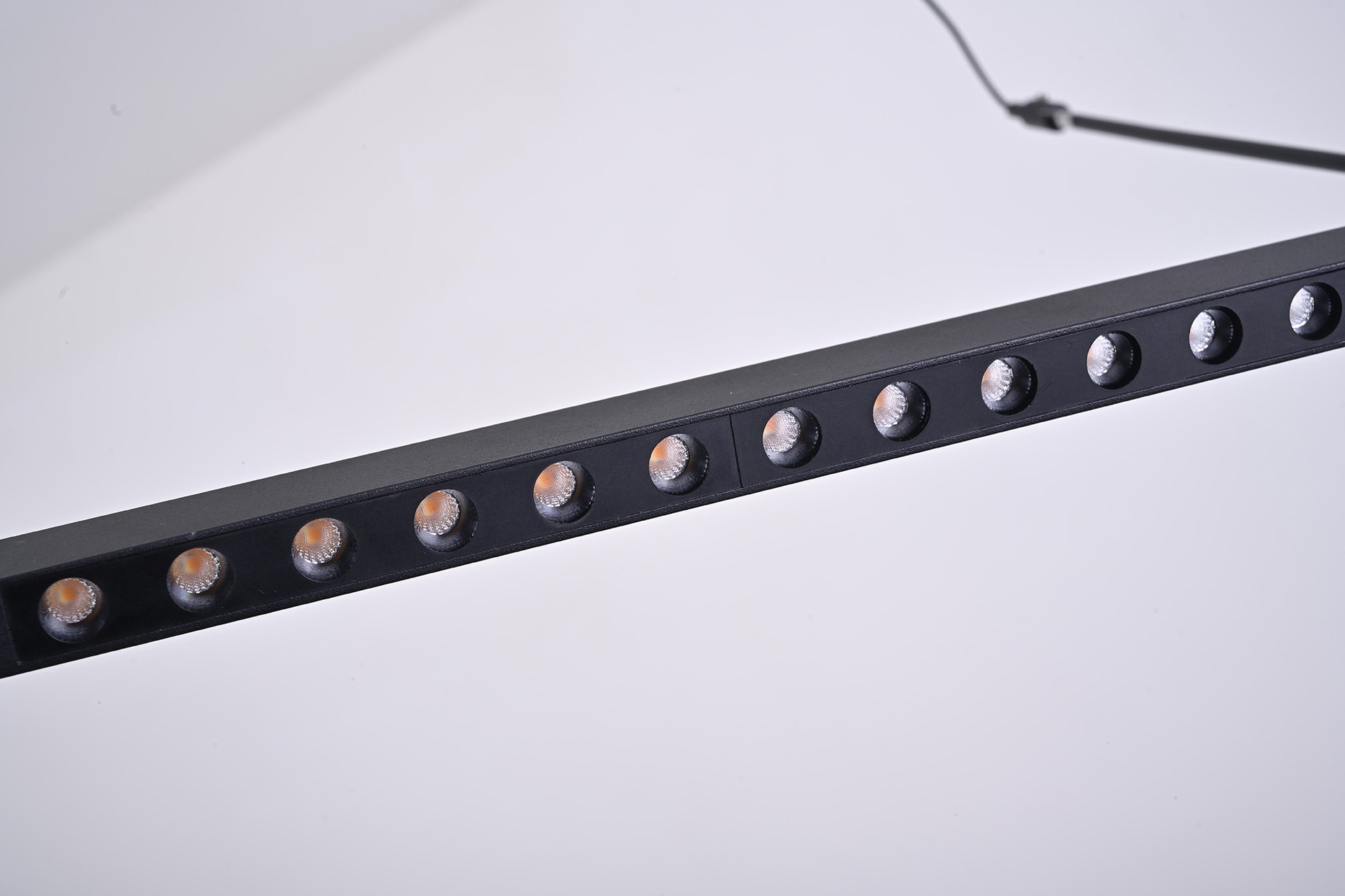SUN II * Lampada LED LED 23W - 3000K 